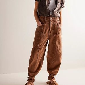 We the free New School, xs